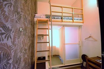 Stork Hotel